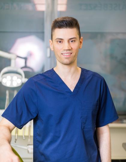Dr. Poncz Lajos - Szájsebész Szakorvos Dr. Poncz Lajos - Szájsebész Szakorvos