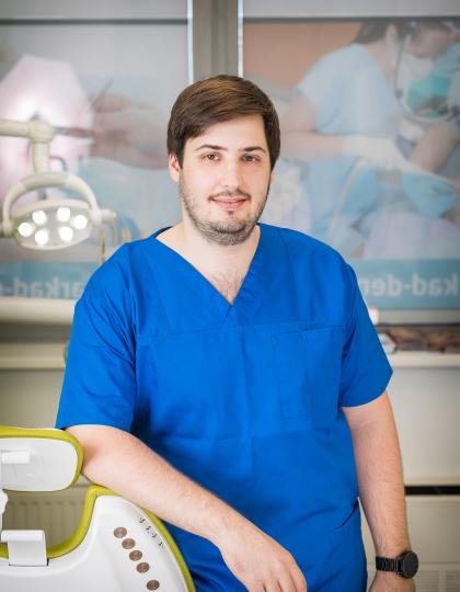 Dr. Kóródy László - Szájsebész Szakorvos Dr. Kóródy László - Szájsebész Szakorvos
