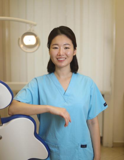 Dr. Sina Choi - Dentist Dr. Sina Choi - Dentist