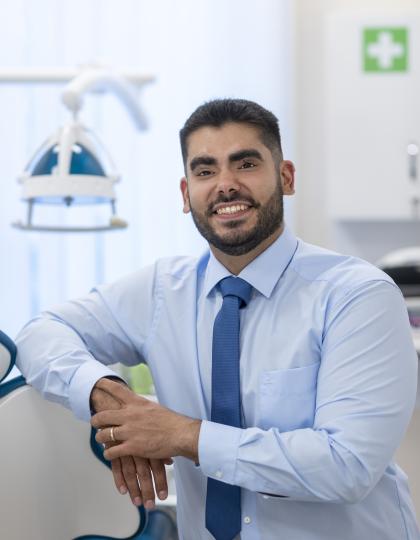 Dr. Foad Haghighat - Chief Dentist