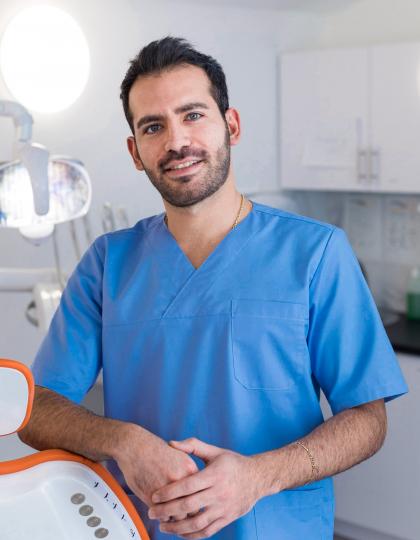 Dr. Mahyar Ilanlou - Dentist Dr. Mahyar Ilanlou - Dentist