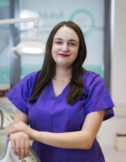 Körmendi Vivienn - Dental assistant Körmendi Vivienn - Dental assistant