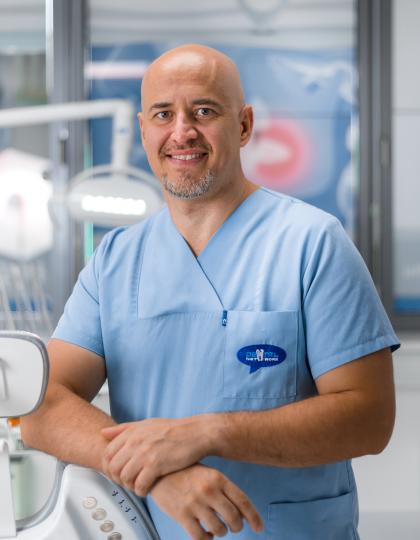 Dr. Gaál Zoltán - Senior dentist Dr. Gaál Zoltán - Senior dentist