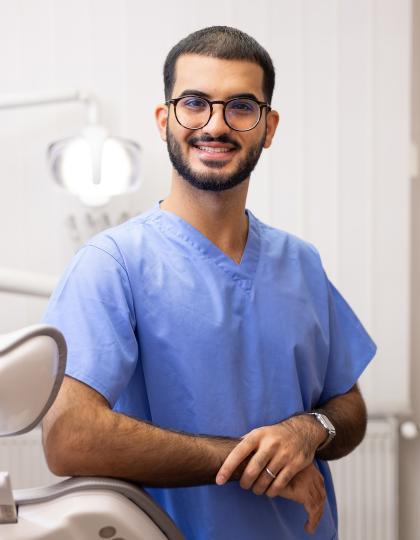 Dr.Abdrabu Abdulrhman Ahmed - Dentist Dr.Abdrabu Abdulrhman Ahmed - Dentist