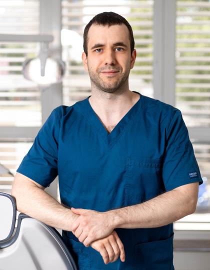 Dr. Malasics Gábor - Fogorvos